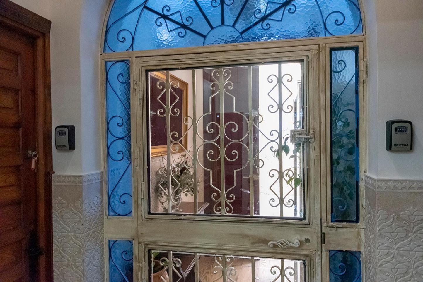 Апартаменти Casa De La Juderia Dona Pilar Севілья Екстер'єр фото